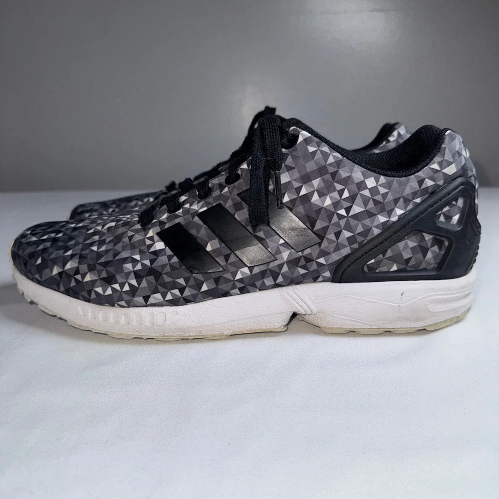 Adidas ZX Flux Grey Black Geometric Prism Pattern Sneakers B24394 Mens 9.5